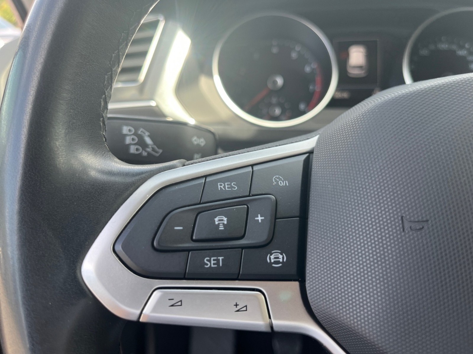 Volkswagen Tiguan 1.5 tsi life 130cv - 13