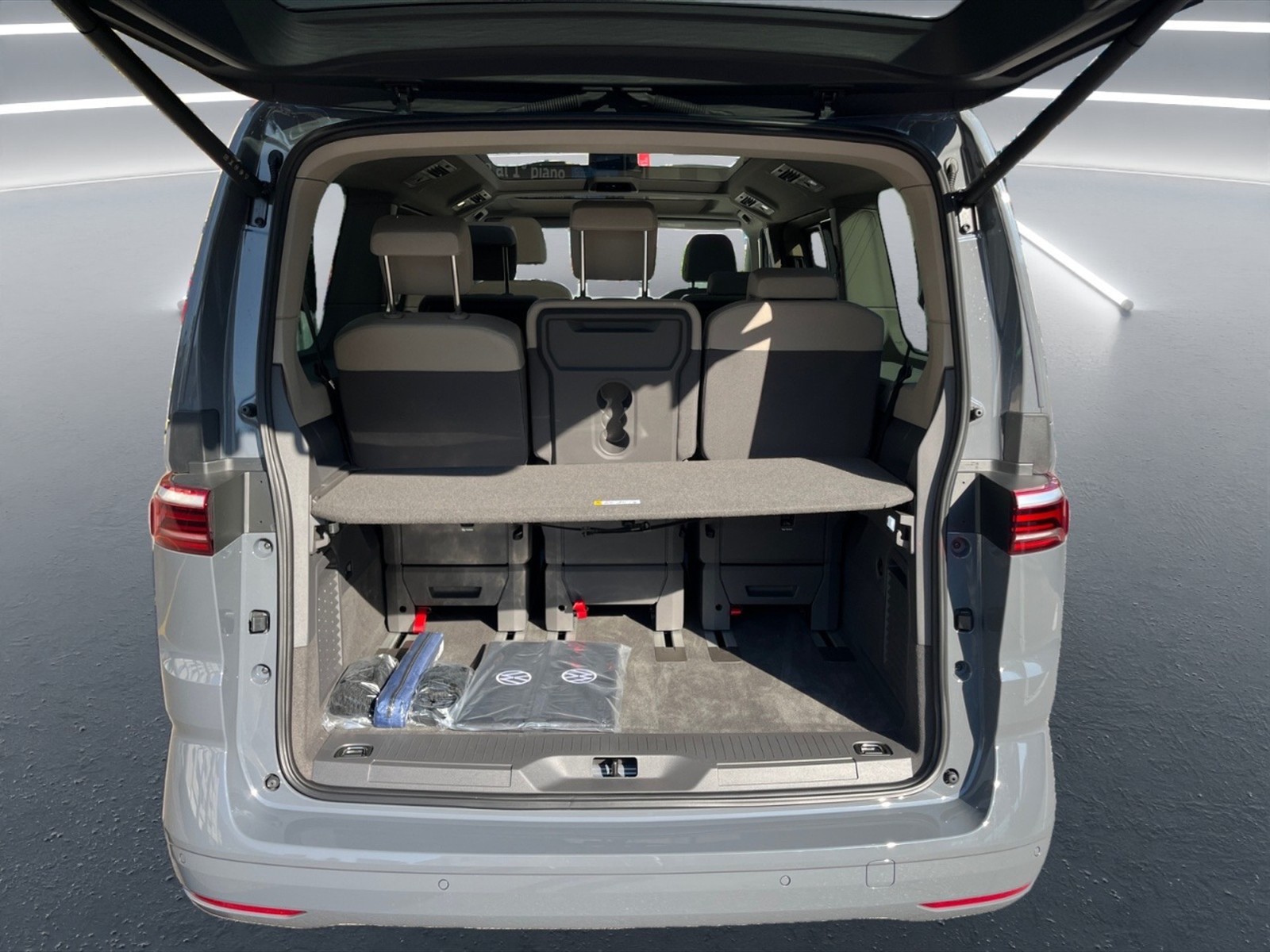 Volkswagen T7 Multivan lungo 2.0 tdi life 150cv dsg 7p.ti - 13