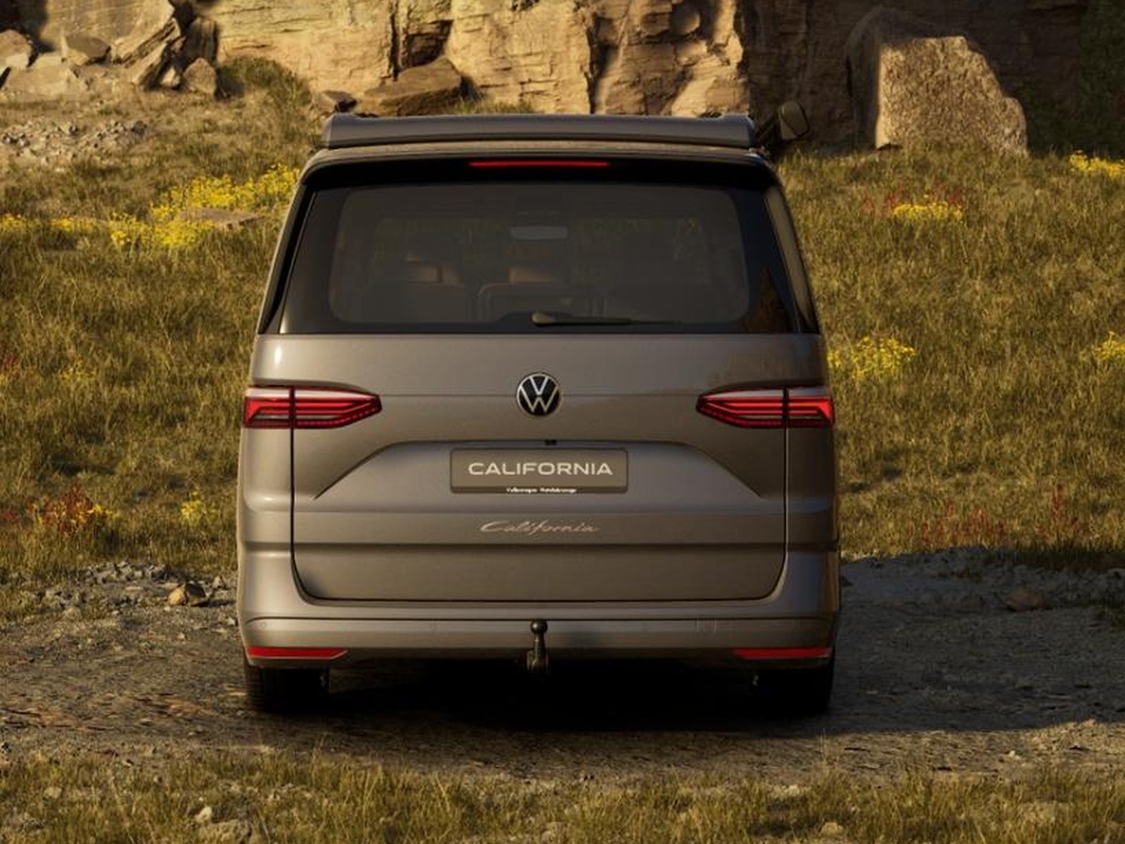 Volkswagen T7 California California T7 2.0 tdi Beach Tour 150cv DSG7 - 4