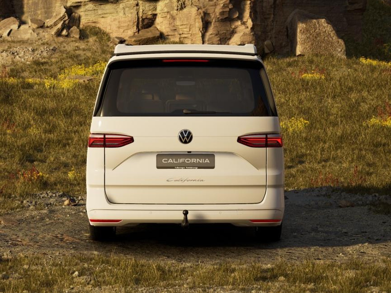 Volkswagen T7 California California T7 2.0 tdi Beach Tour 150cv DSG7 - 4