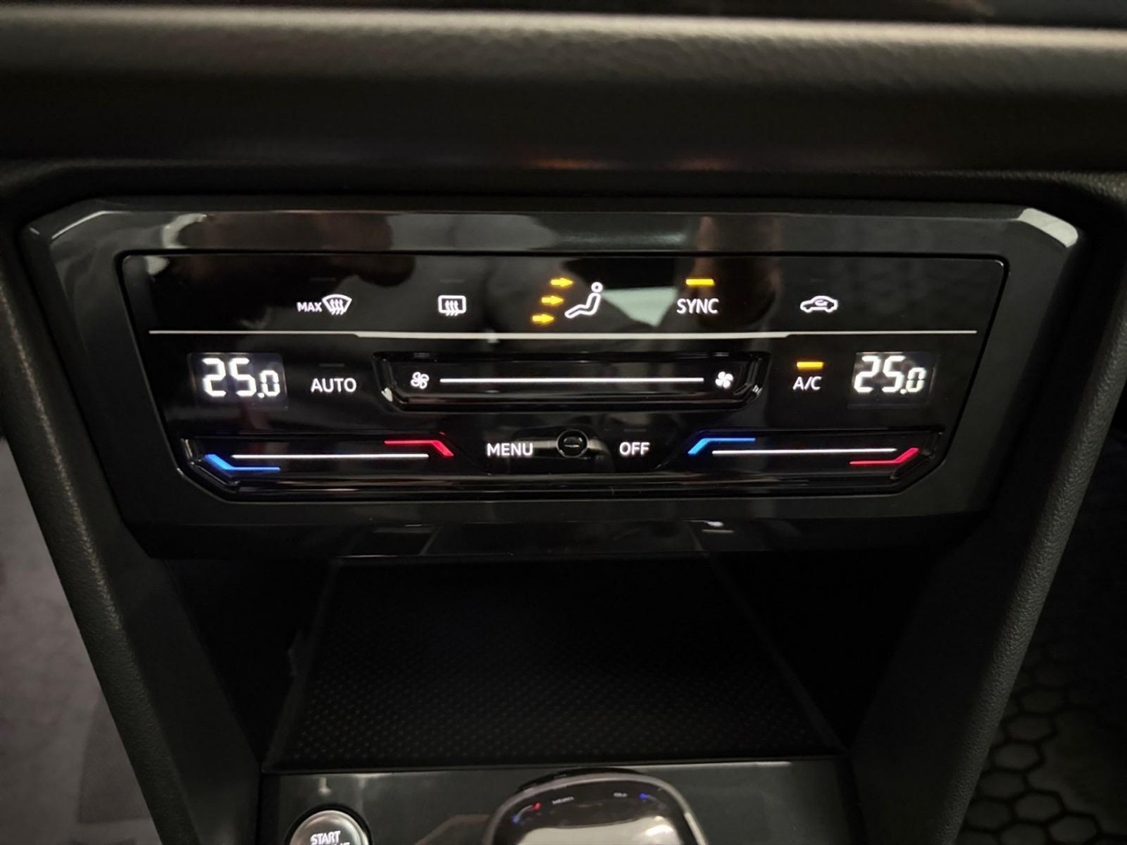 Volkswagen Tiguan 2.0 tdi r-line 4motion 200cv dsg - 29