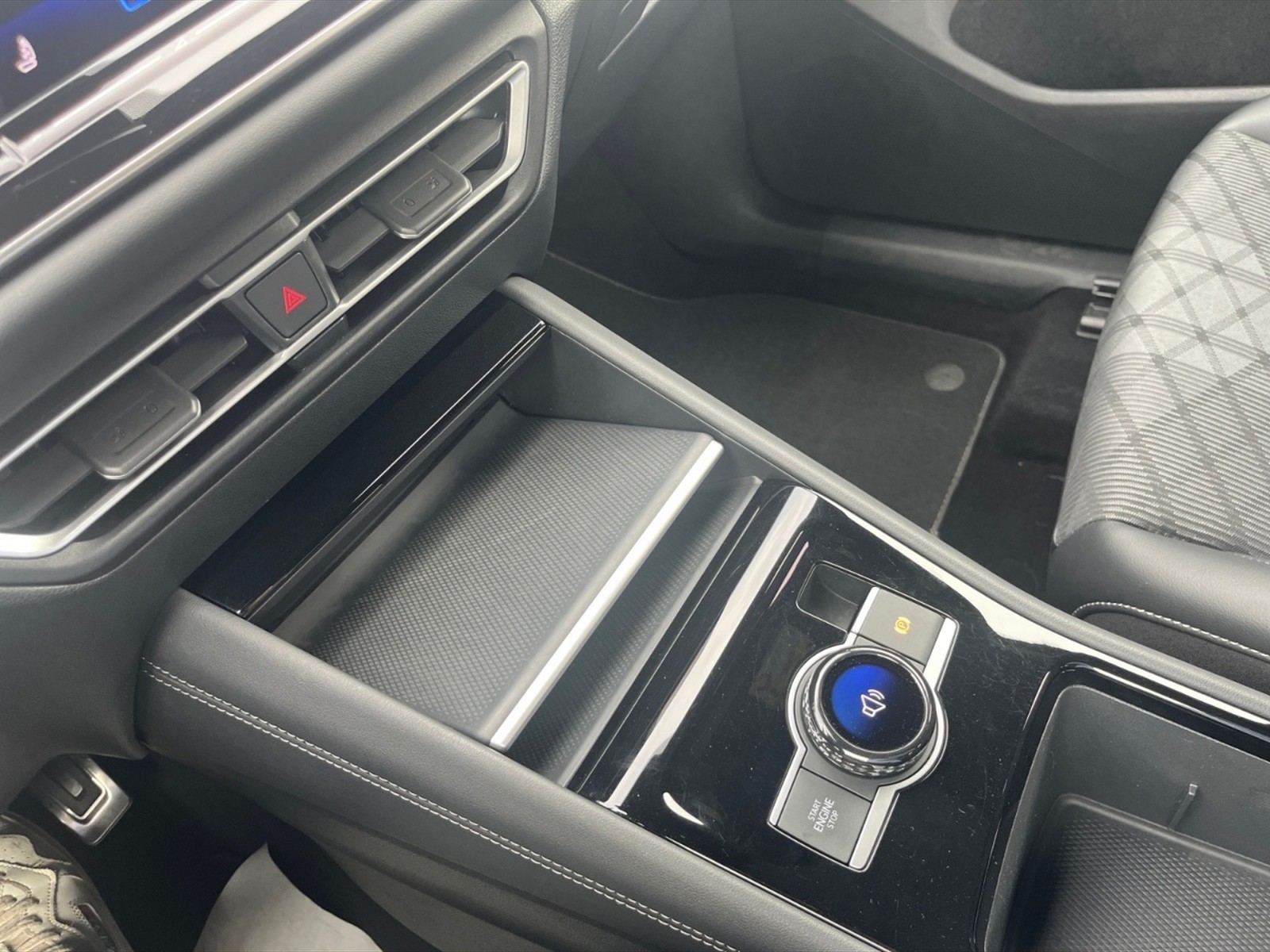 Volkswagen Tiguan 2.0 tdi r-line plus 4motion 193cv dsg - 14