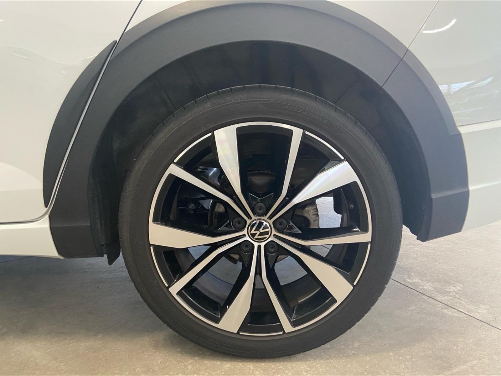 Volkswagen Taigo 1.5 tsi r-line 150cv dsg - 27