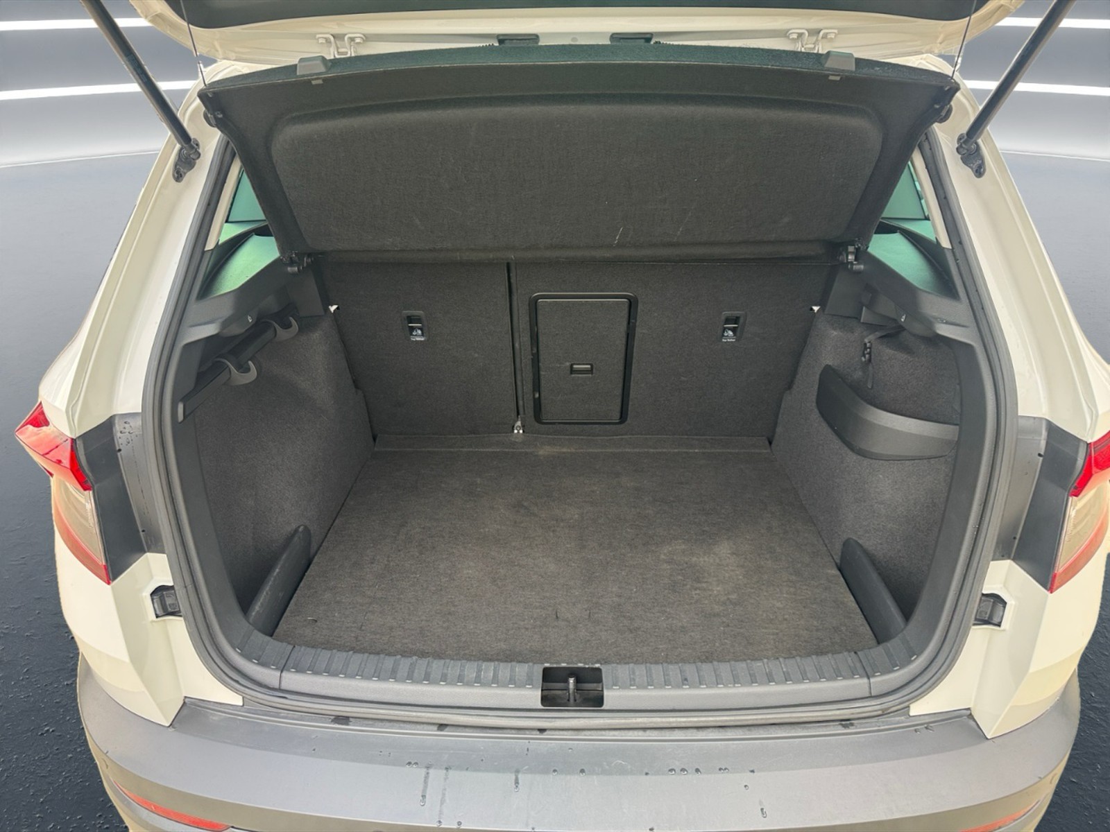 Skoda Karoq 2.0 tdi evo ambition 4x4 150cv dsg - 11