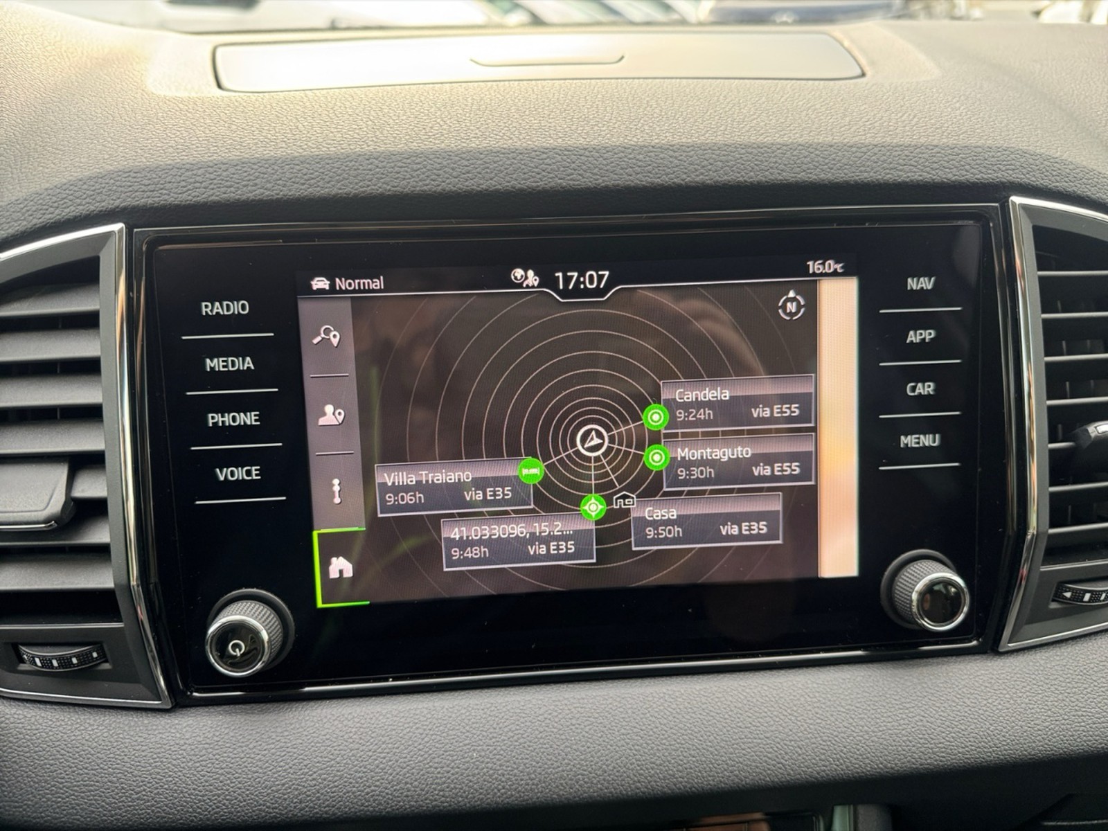 Skoda Karoq 2.0 tdi evo ambition 4x4 150cv dsg - 14