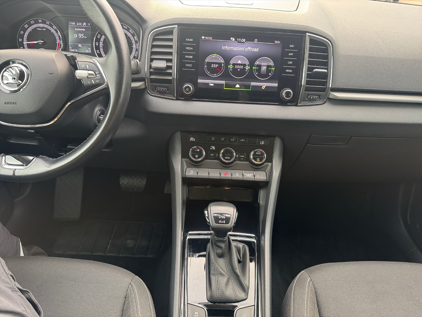 Skoda Karoq 2.0 tdi evo ambition 4x4 150cv dsg - 18