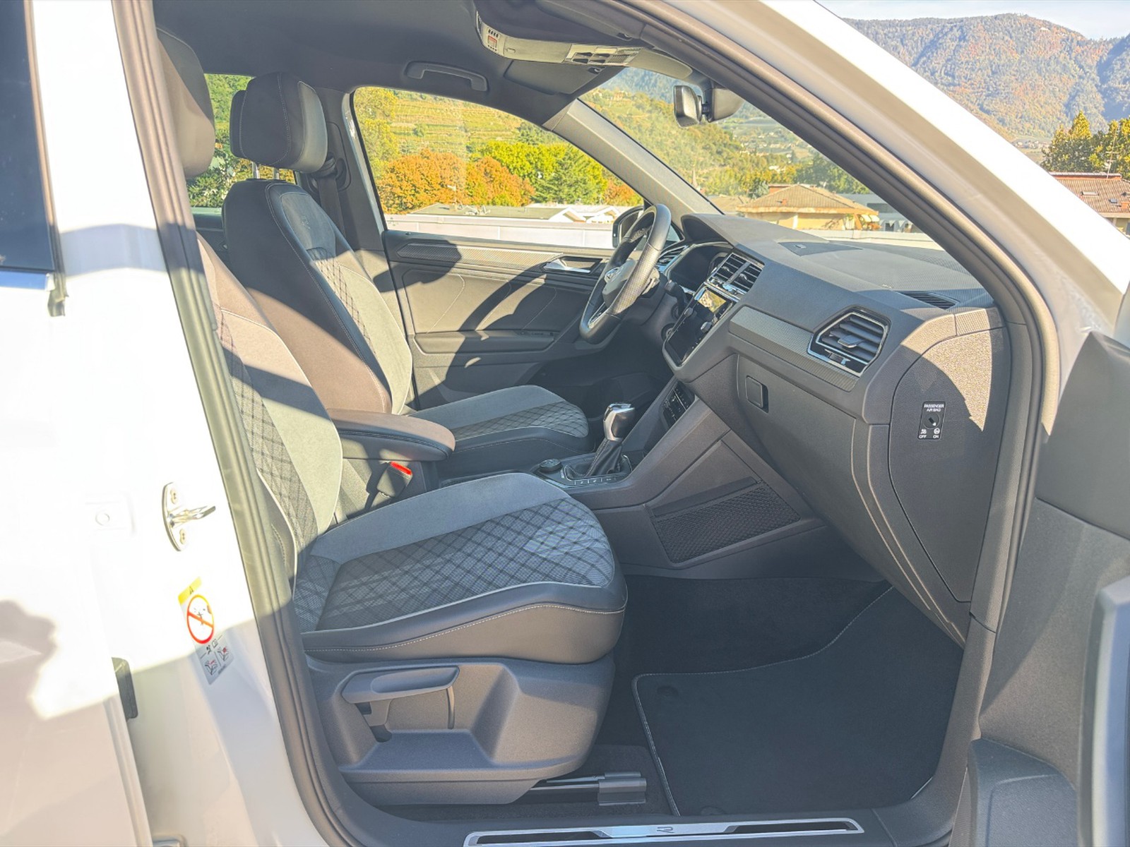Volkswagen Tiguan 2.0 tdi r-line 4motion 150cv dsg - 7