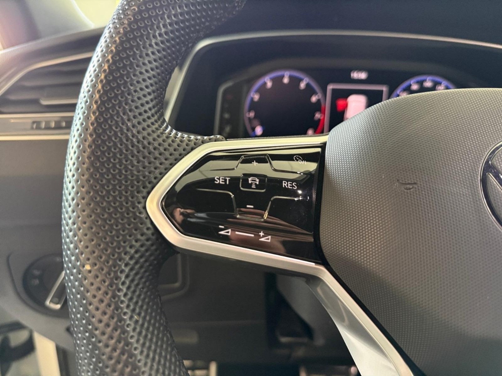 Volkswagen Tiguan 1.5 tsi r-line 150cv dsg - 17