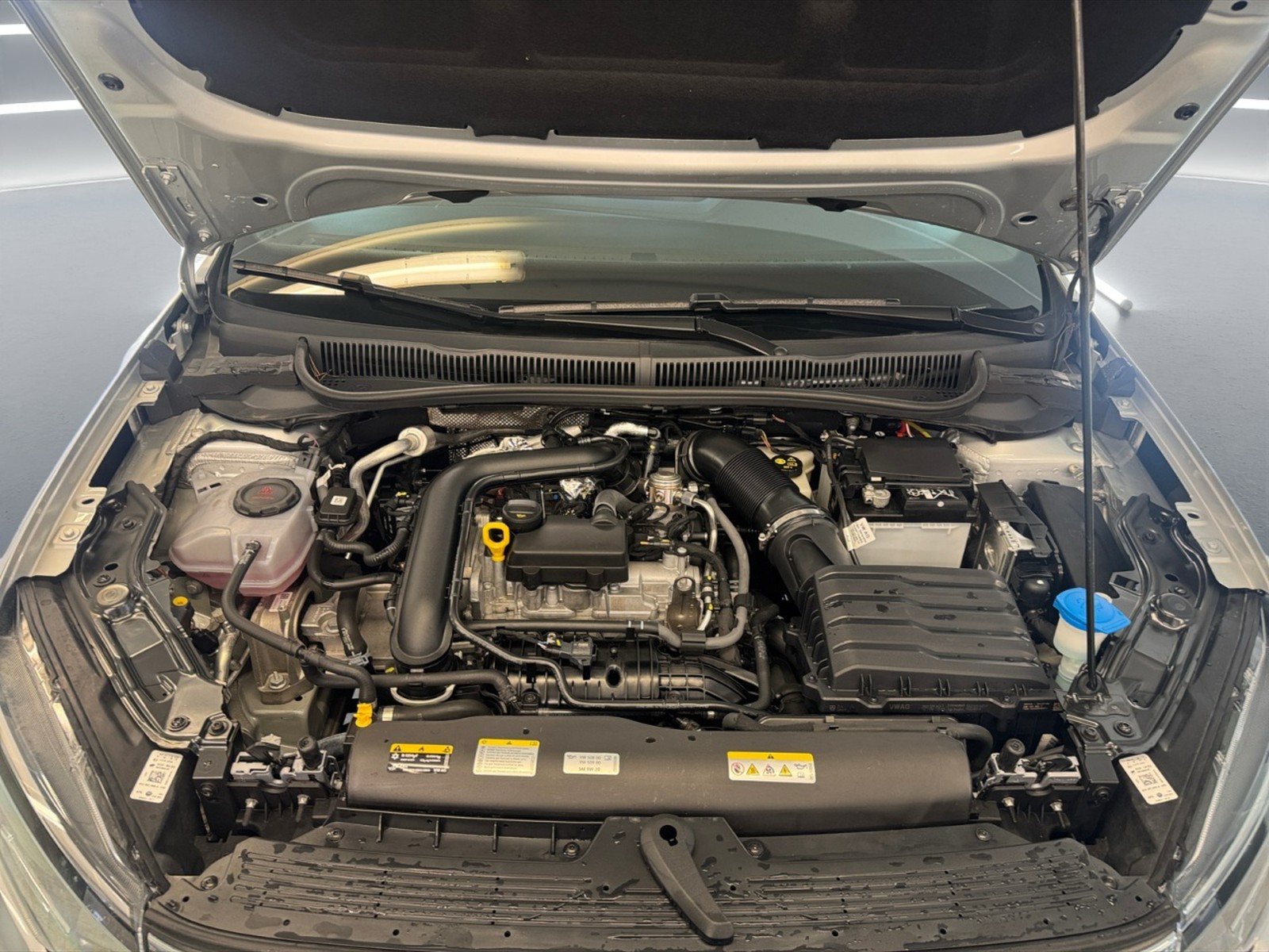 Volkswagen Taigo 1.0 tsi r-line 115cv - 11