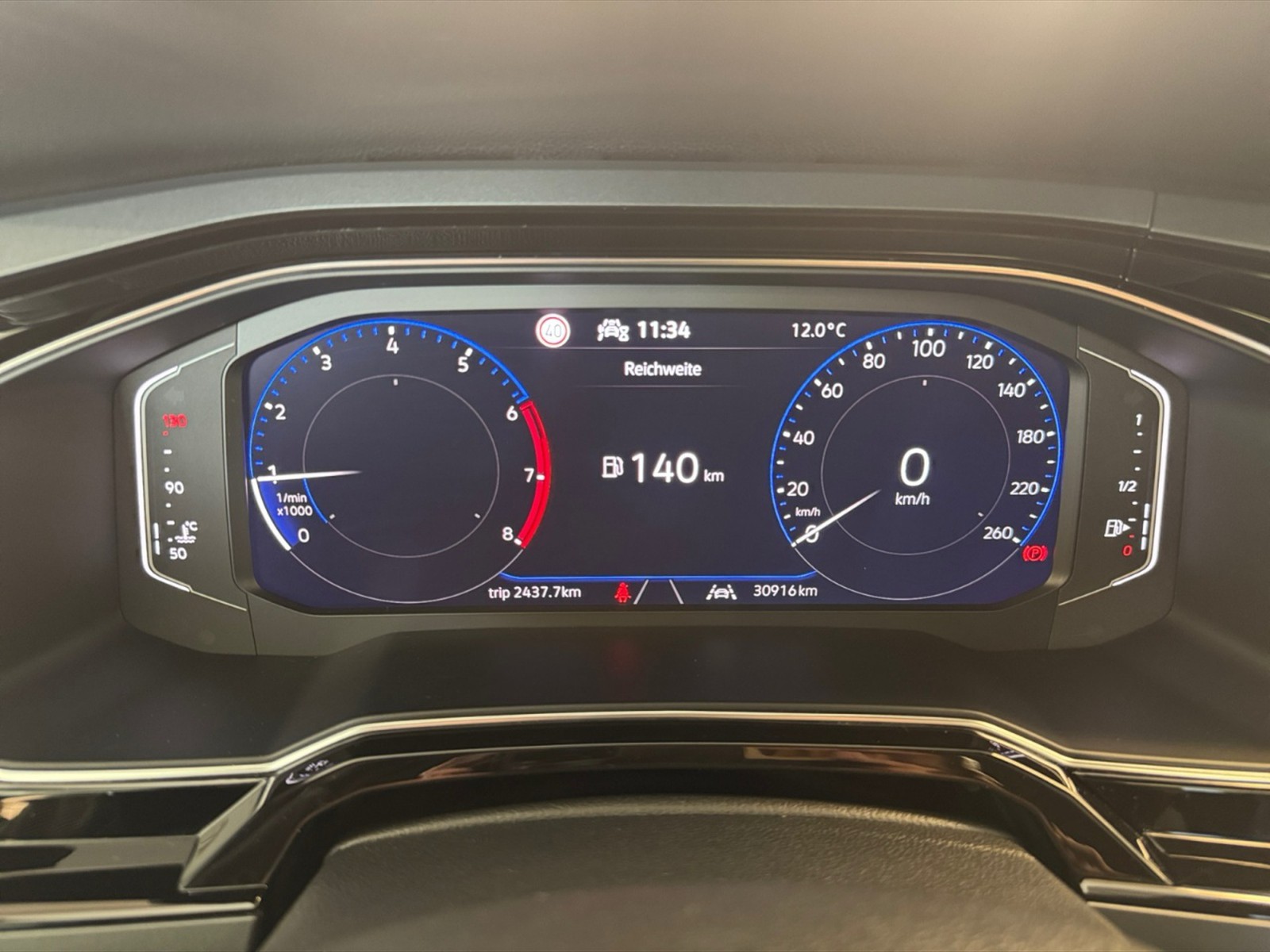 Volkswagen Taigo 1.0 tsi r-line 115cv - 13