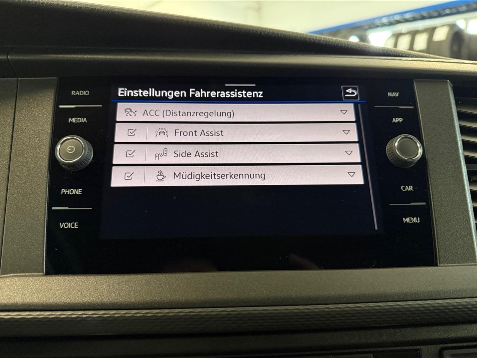 Volkswagen T6.1 Caravelle 2.0 tdi 150cv cruise p.c. dsg7 - 24