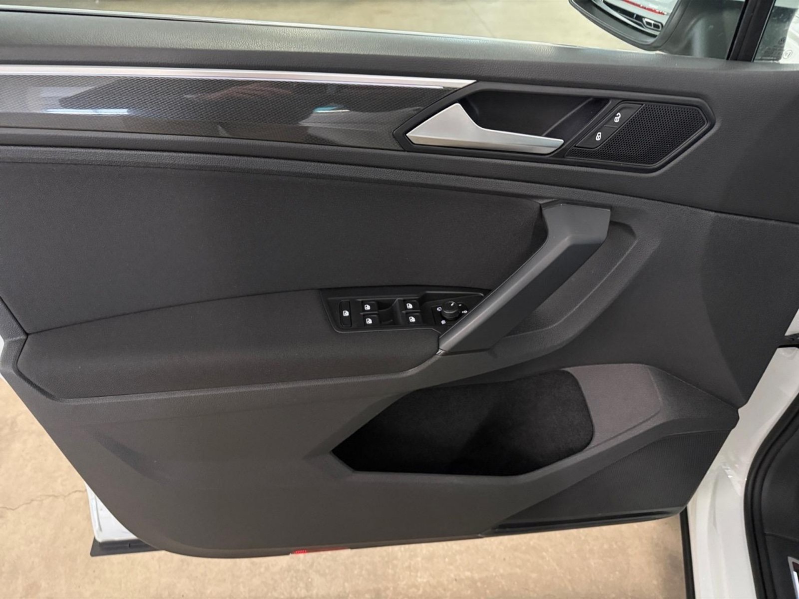 Volkswagen Tiguan 2.0 tdi business 150cv - 14