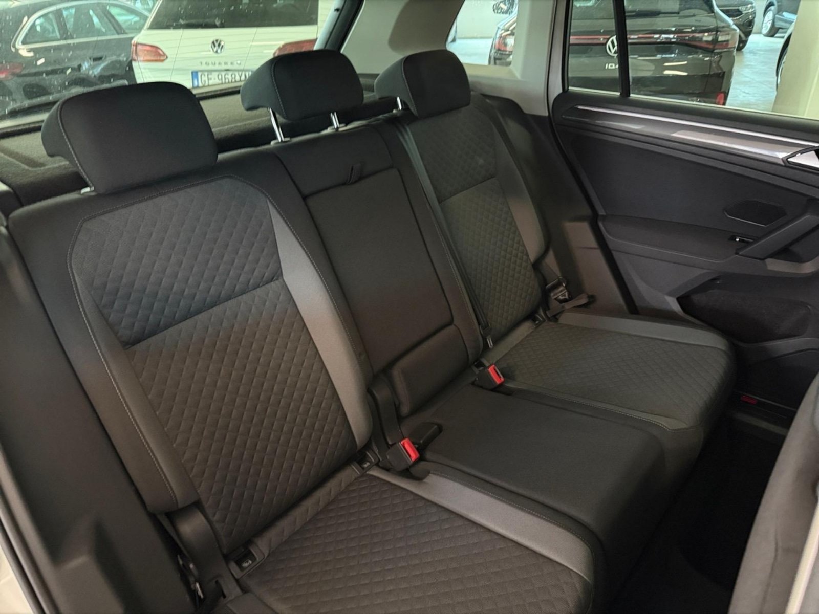 Volkswagen Tiguan 2.0 tdi business 150cv - 10