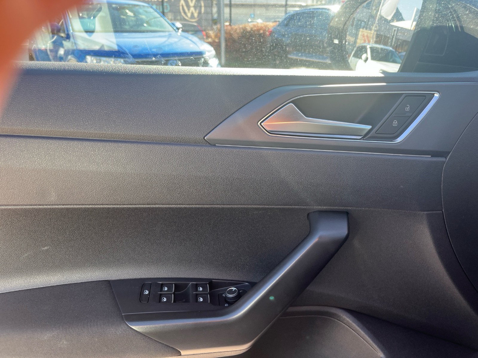 Volkswagen Taigo 1.0 tsi r-line 110cv - 23