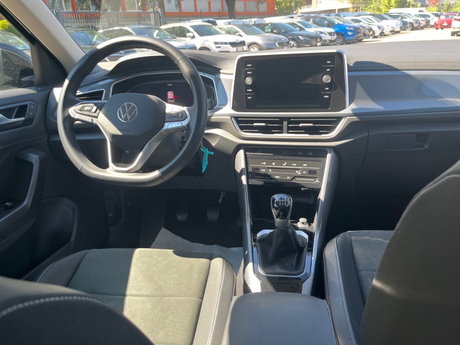 Volkswagen T-Roc 1.0 tsi style 115cv - 7