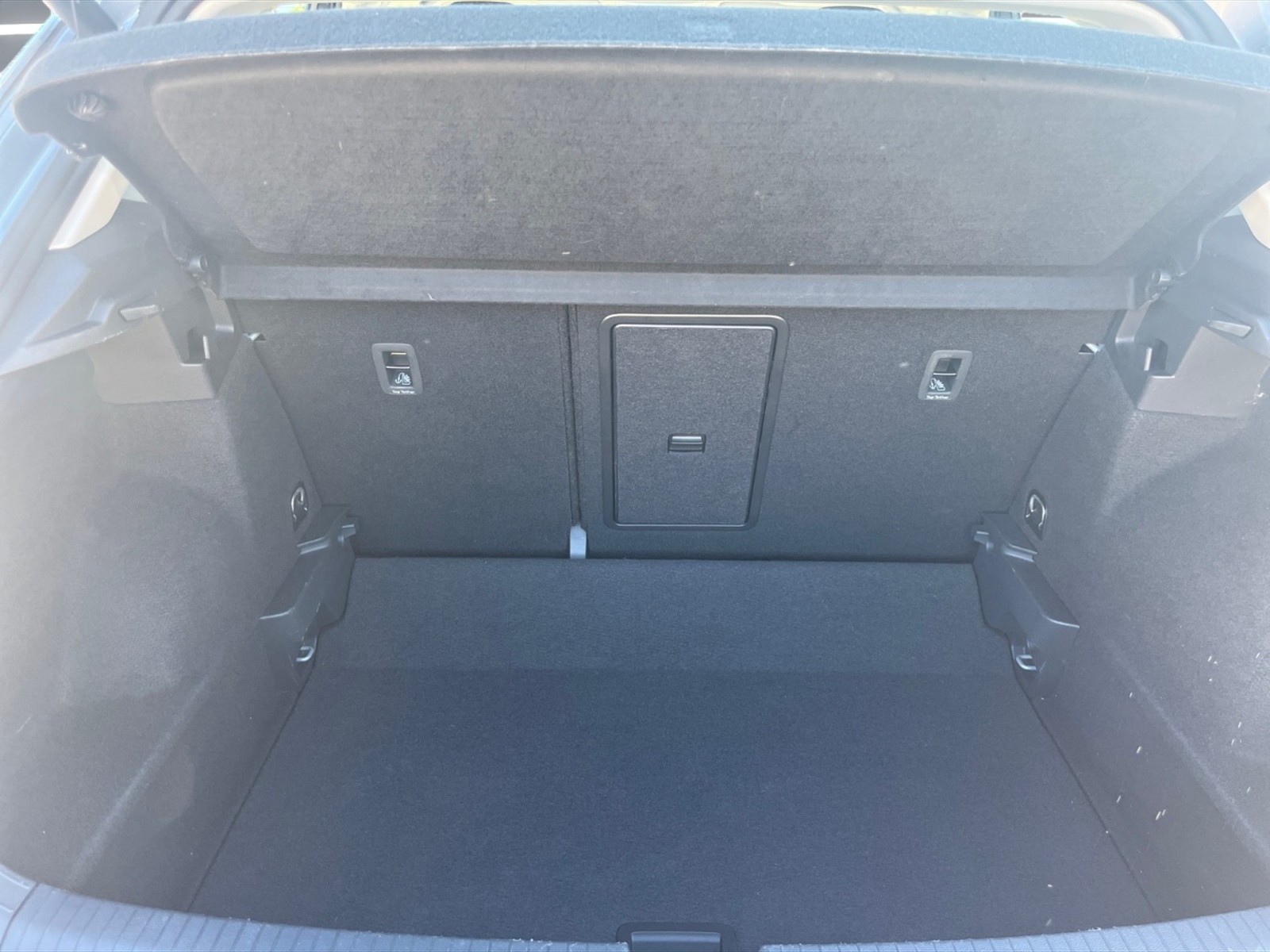 Volkswagen T-Roc 1.5 tsi style - 12