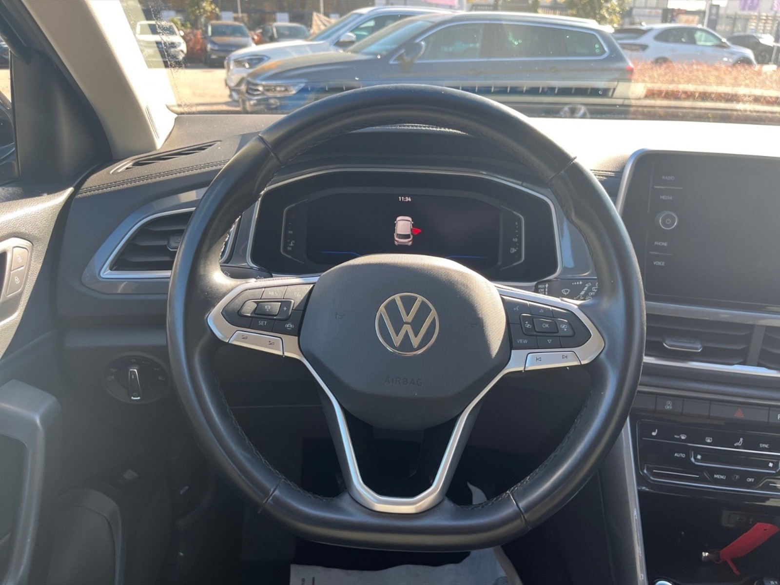 Volkswagen T-Roc 1.5 tsi style - 8