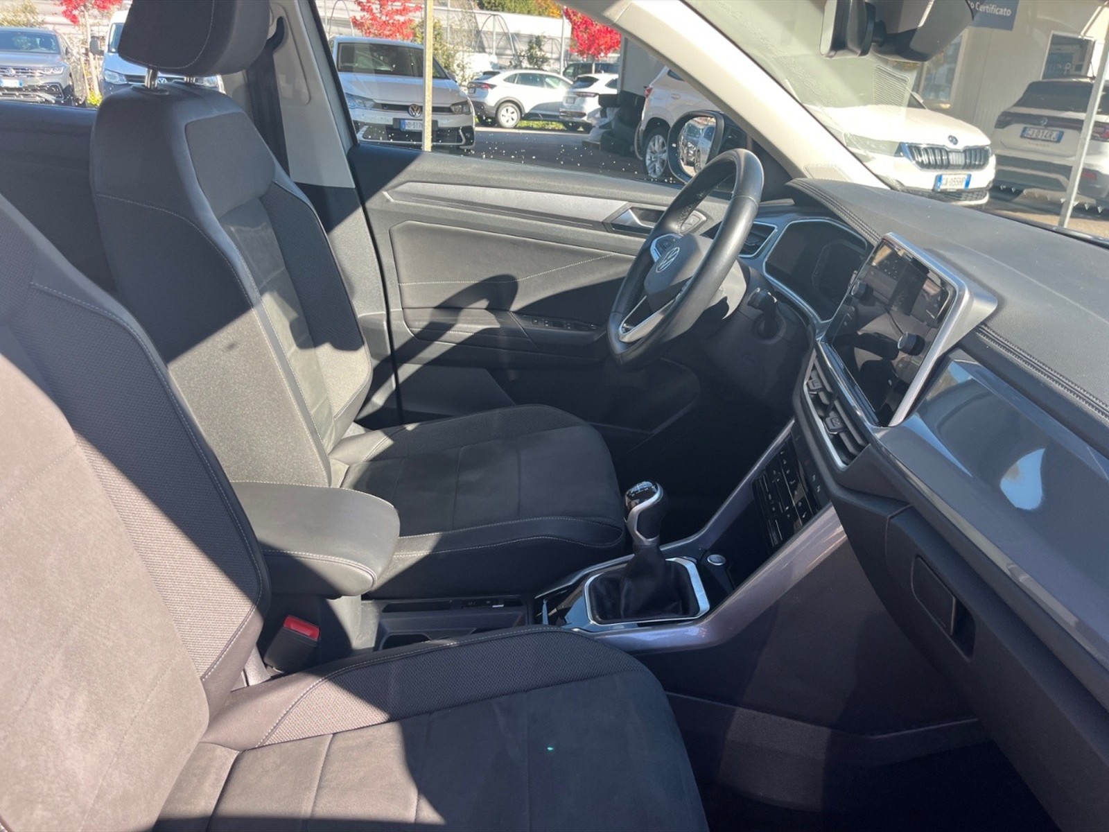 Volkswagen T-Roc 1.5 tsi style - 9