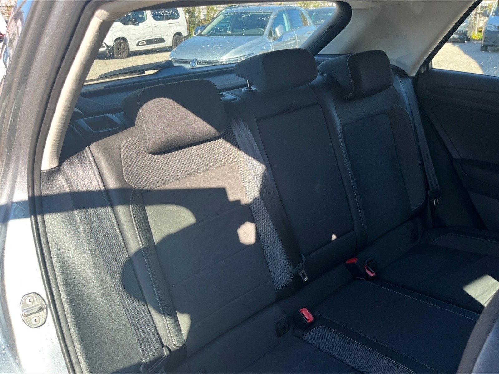 Volkswagen T-Roc 1.5 tsi style - 10